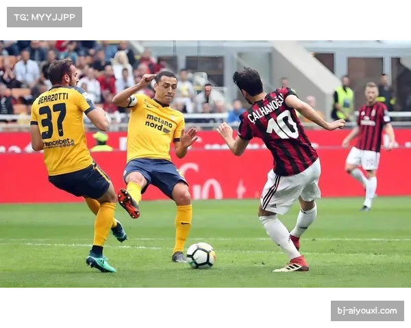 佛罗伦萨新体系强调中路渗透 中场三人组功能再分配创机会